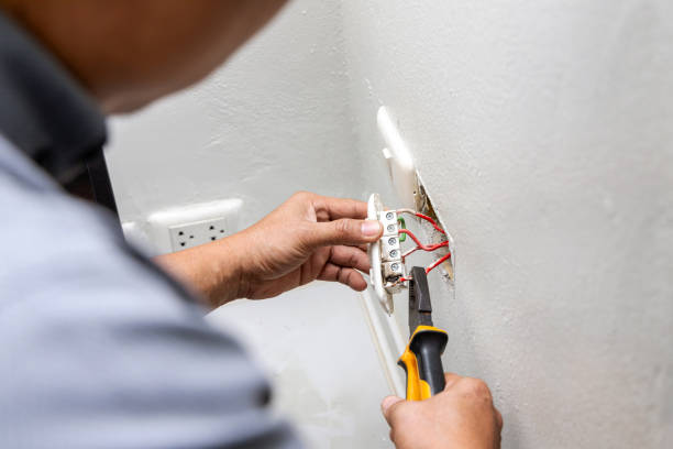 Best Circuit Breaker Repair  in Trevorton, PA